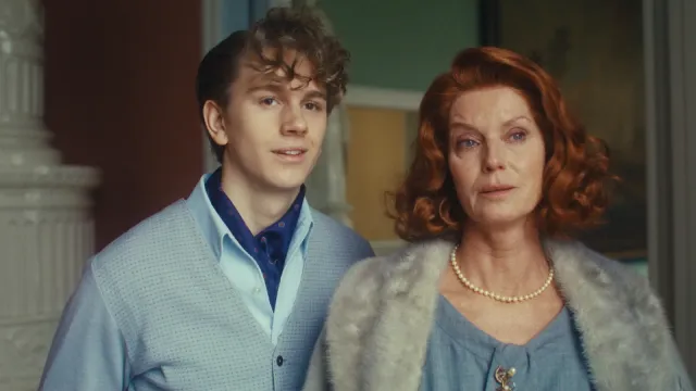 Still from Der Norden zwischen Petticoat und Spätheimkehrern